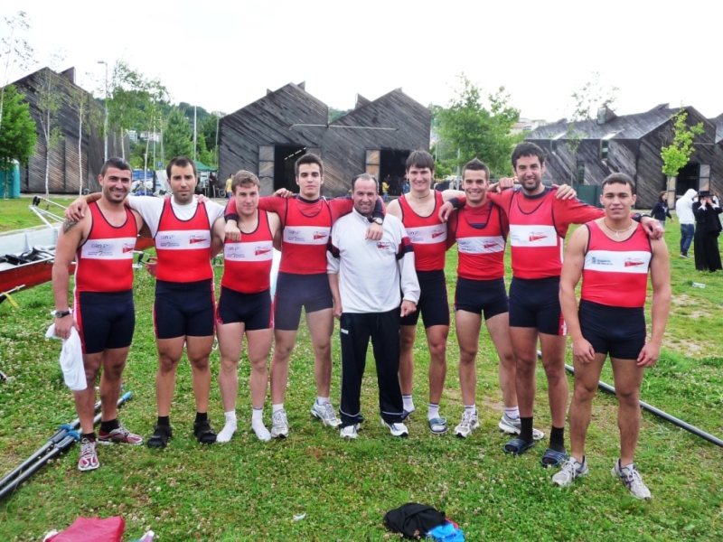El 4x absoluto navarro gana en la regata internacional de Coimbra